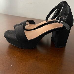 Torrid Black Suede Platform Block Heel - Women's 7.5W